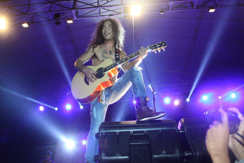 Membandingkan Karier Jamrud dan Slank, Band Era 80-an yang Masih Eksis