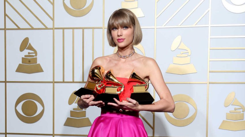 Mengenal Taylor Swift, Penyanyi Peraih Banyak Penghargaan yang sedang Menjajal Debut Sutradara